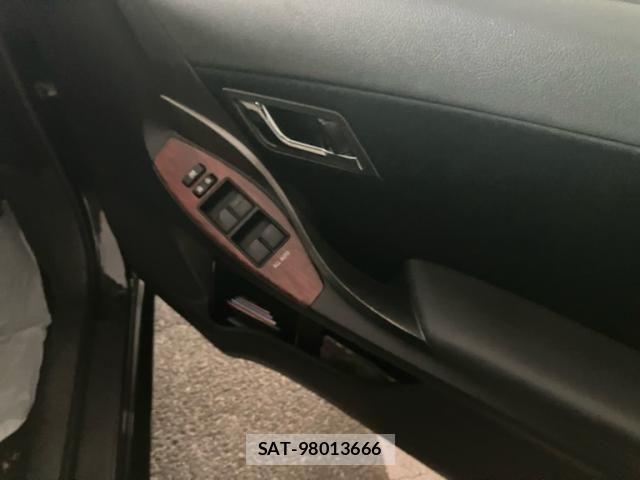 Toyota Aurion 2007-10 8878792-12