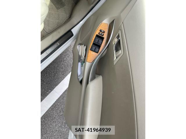 Toyota Aurion 2009-10 8878793-14