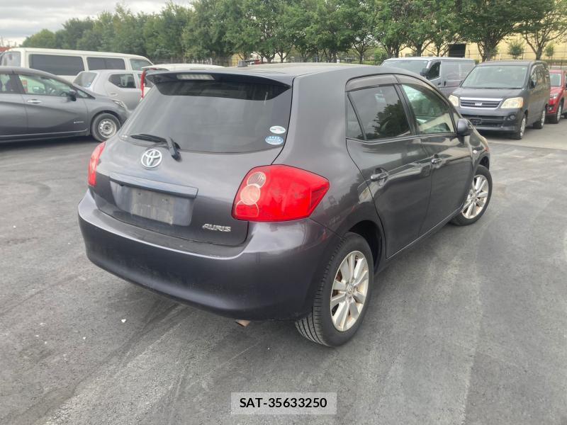 Toyota AURIS 2008 1230267-3