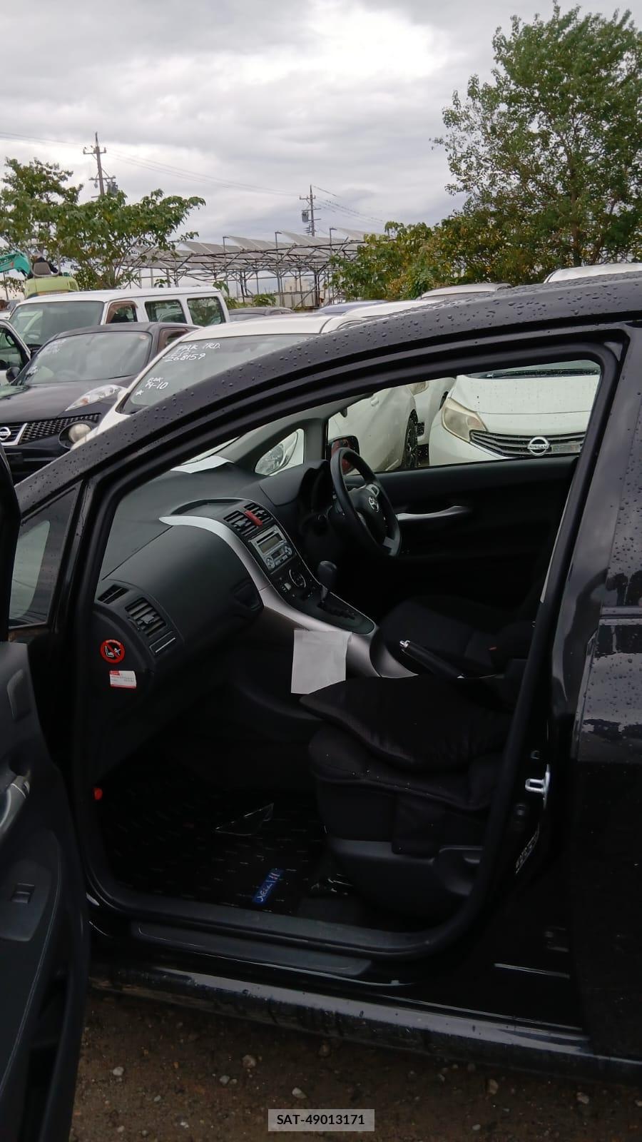 Toyota AURIS 2010 1298872-10