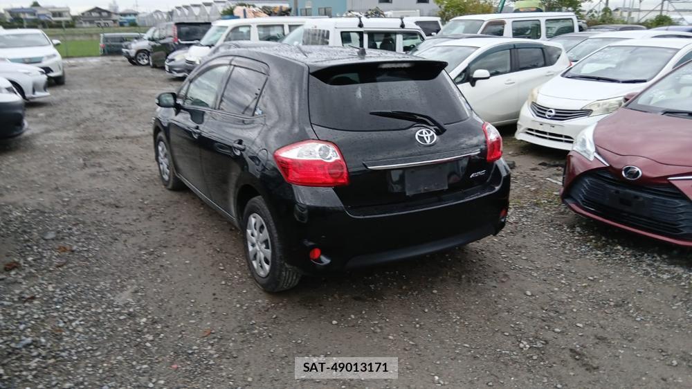 Toyota AURIS 2010 1298872-2