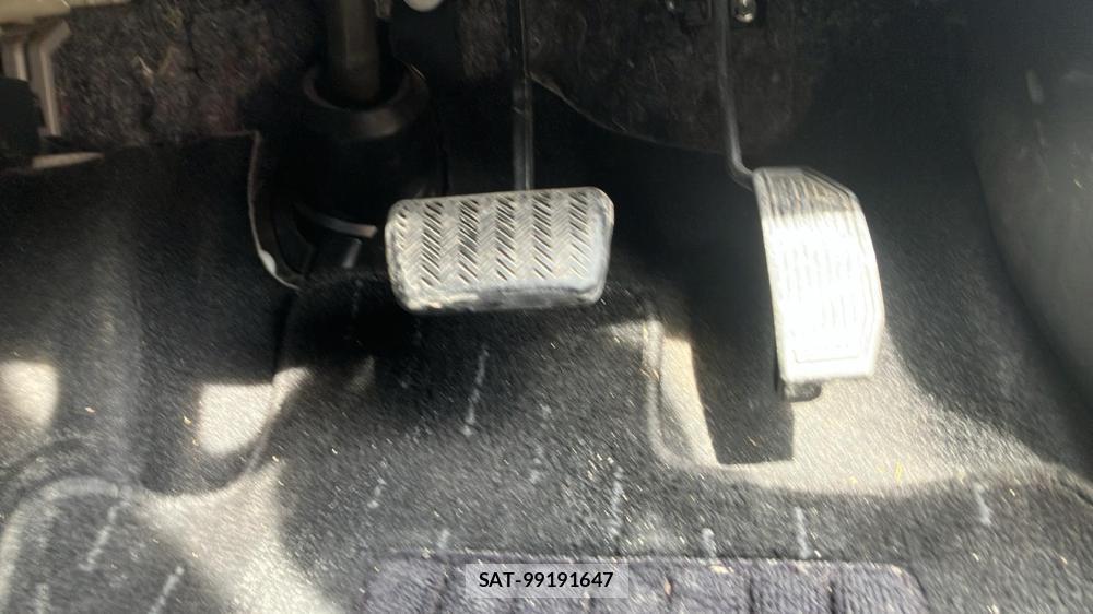 Toyota AURIS 2007 3640458-18