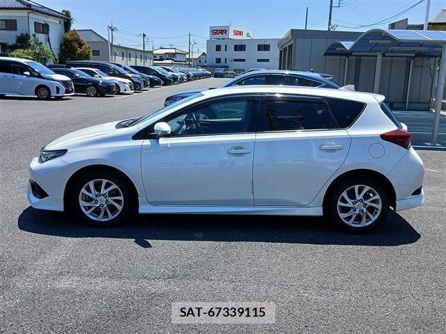 Toyota AURIS 2015-11 6683691-10