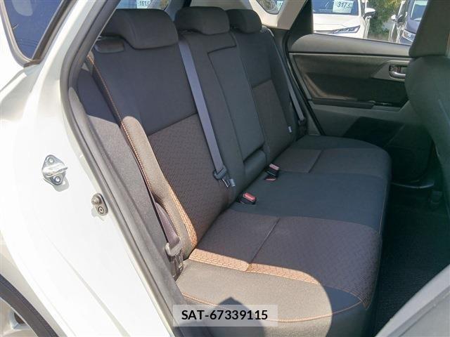Toyota AURIS 2015-11 6683691-15