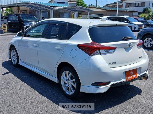 Toyota AURIS 2015-11 6683691-22