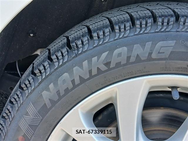 Toyota AURIS 2015-11 6683691-29