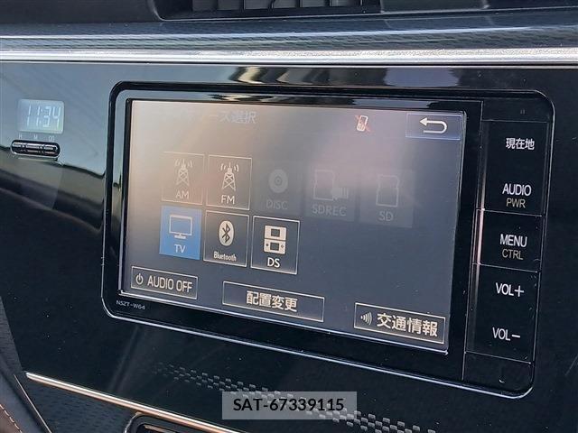 Toyota AURIS 2015-11 6683691-3