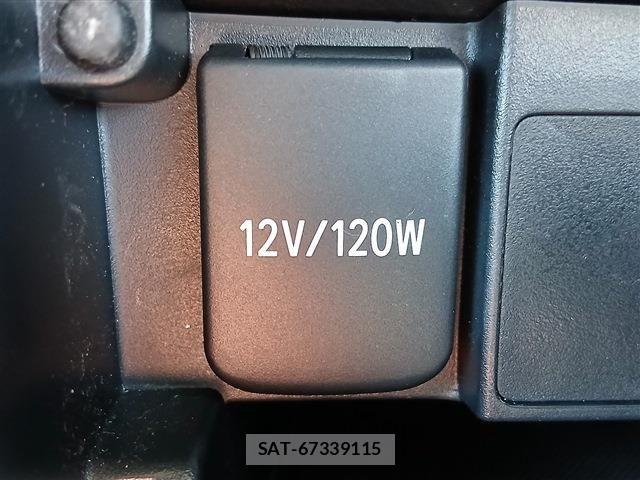 Toyota AURIS 2015-11 6683691-6