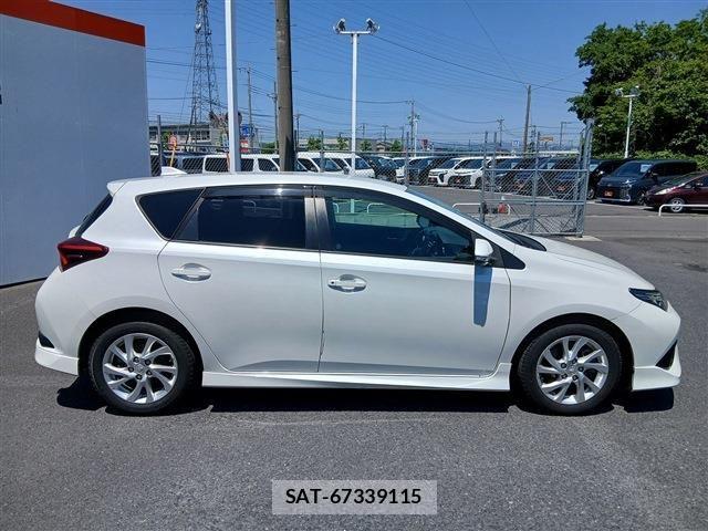 Toyota AURIS 2015-11 6683691-8