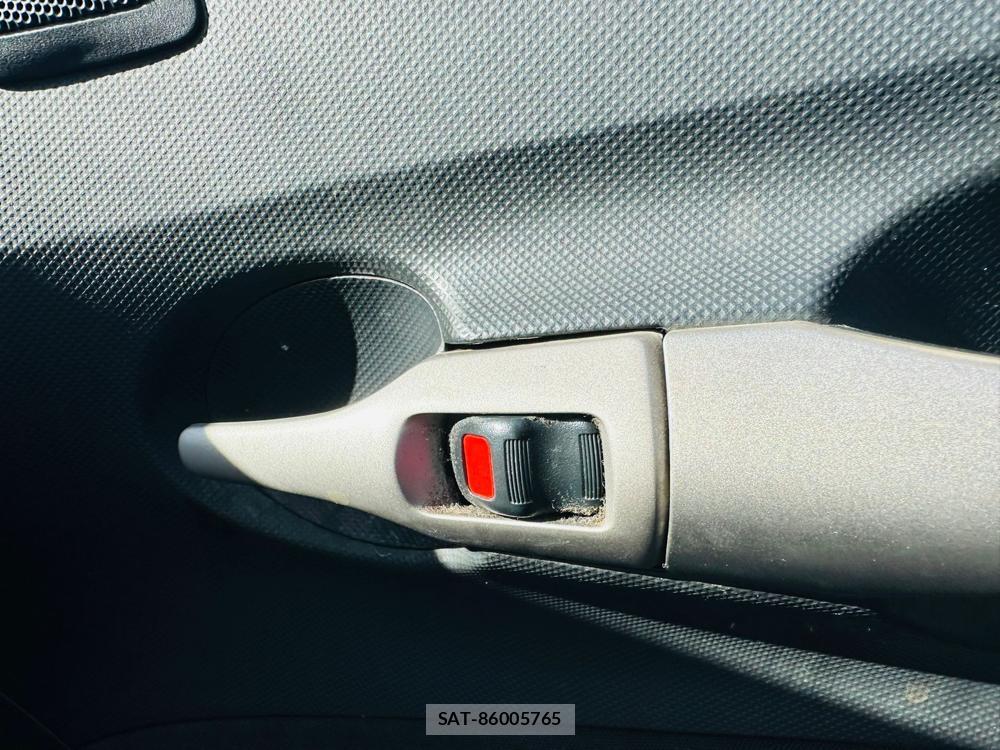 Toyota AURIS 2007 6235702-19