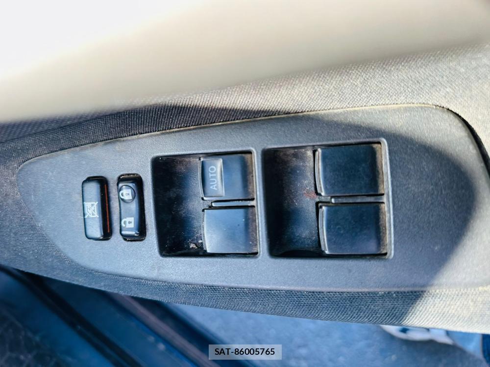 Toyota AURIS 2007 6235702-20