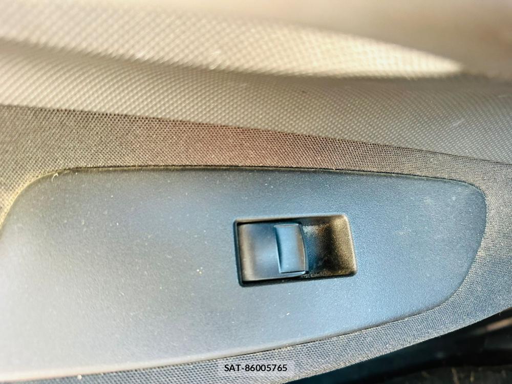 Toyota AURIS 2007 6235702-22