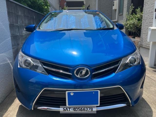 Toyota AURIS 2012-10 6902393-0