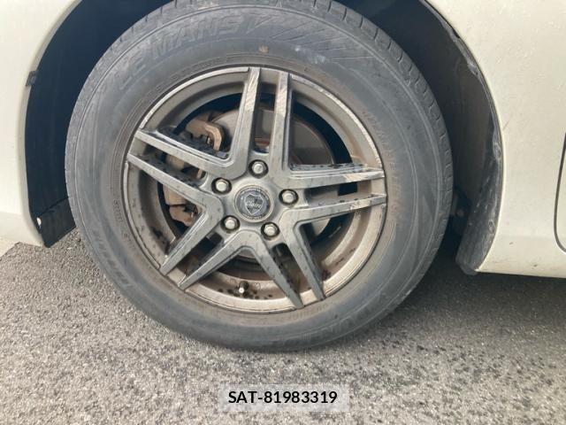 Toyota AURIS 2012-08 7215132-7