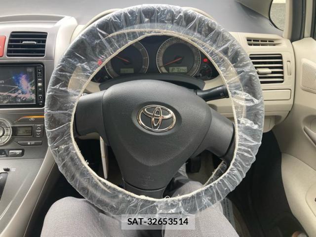 Toyota AURIS 2008-06 7215133-11