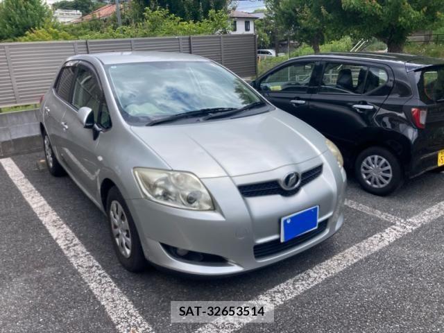 Toyota AURIS 2008-06 7215133-1