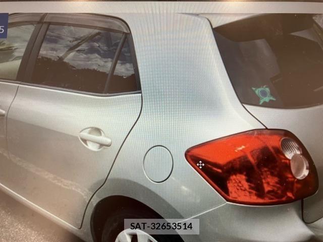 Toyota AURIS 2008-06 7215133-2