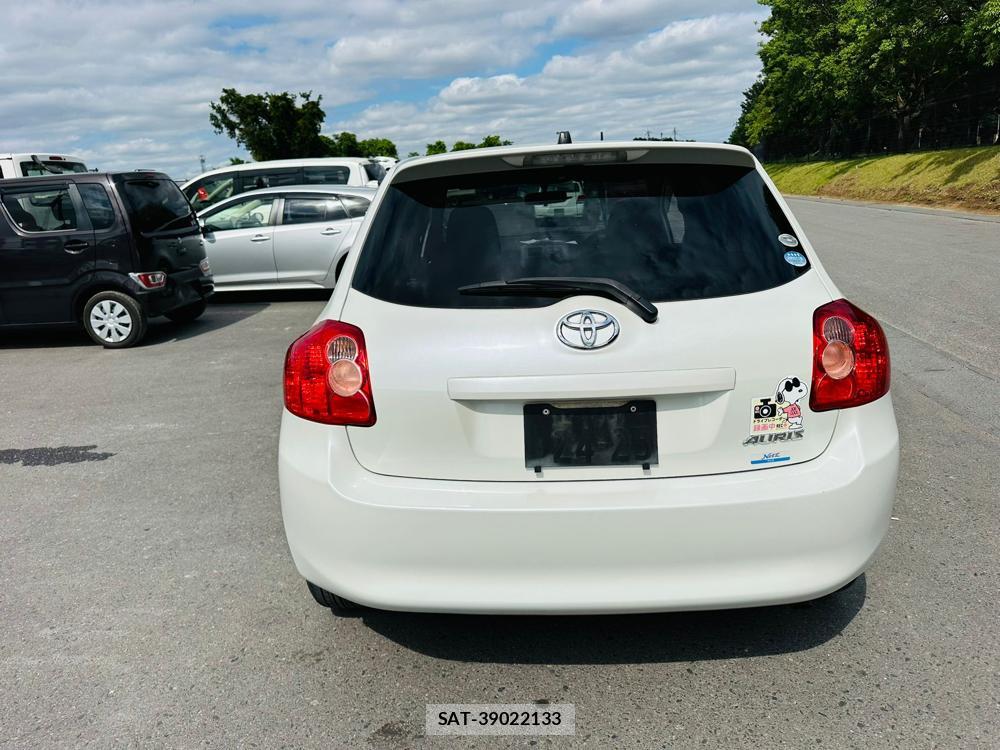 Toyota AURIS 2007 7230124-3