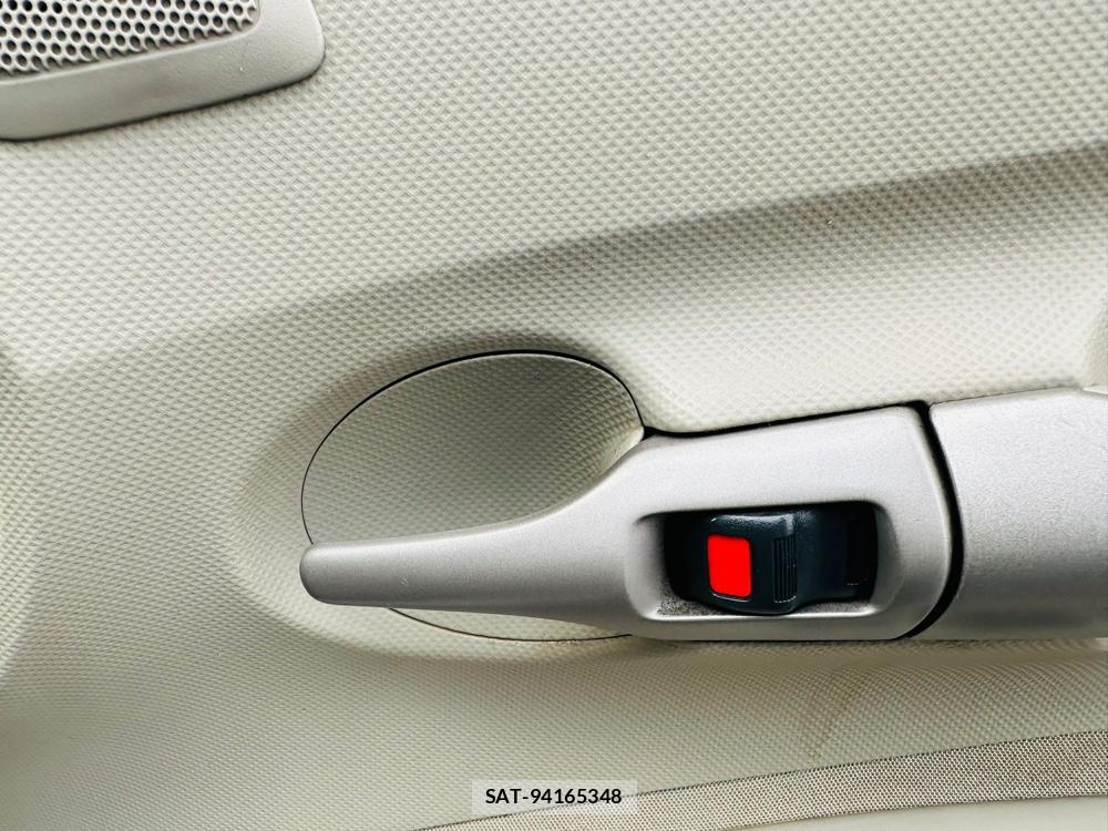 Toyota AURIS 2009 7230126-19