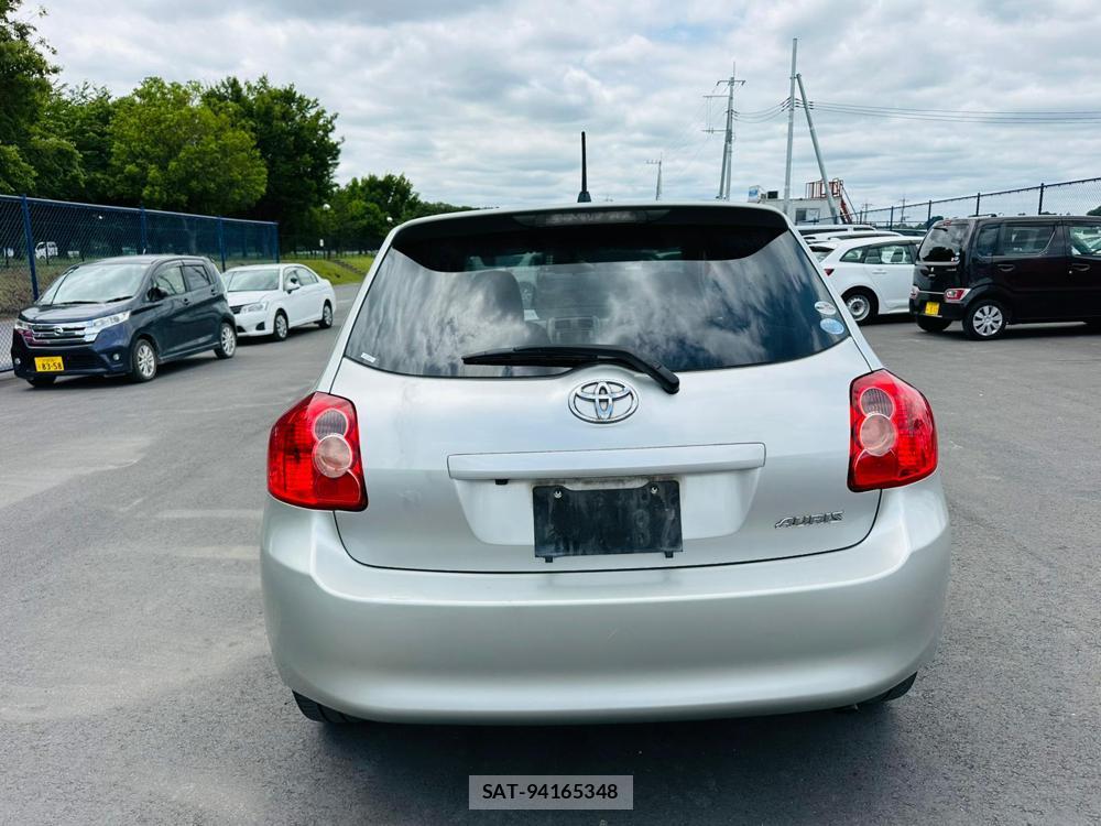 Toyota AURIS 2009 7230126-3