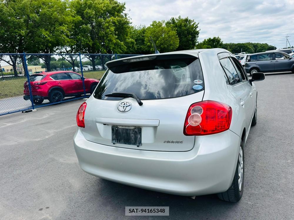Toyota AURIS 2009 7230126-4