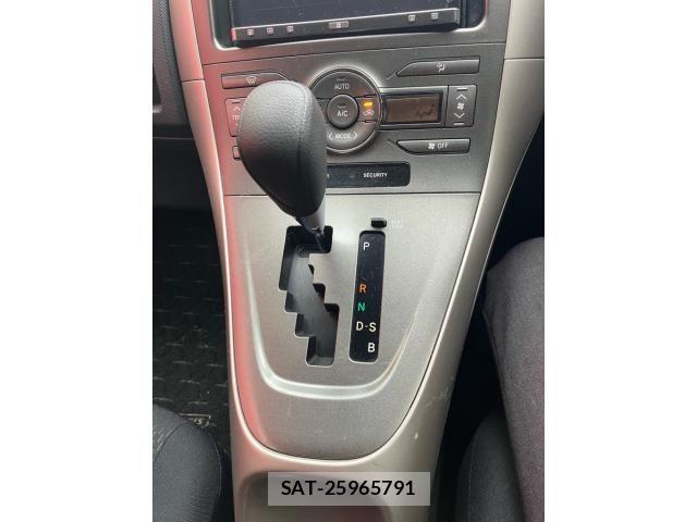 Toyota AURIS 2008-03 7325818-20