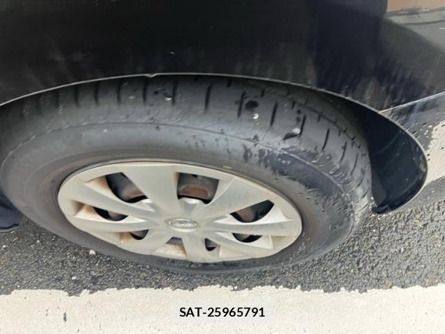 Toyota AURIS 2008-03 7325818-4