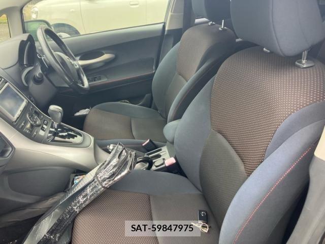 Toyota AURIS 2009-11 7356936-7