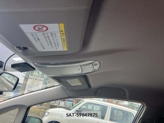 Toyota AURIS 2009-11 7356936-8