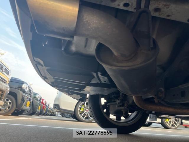 Toyota AURIS 2015-05 7391428-9