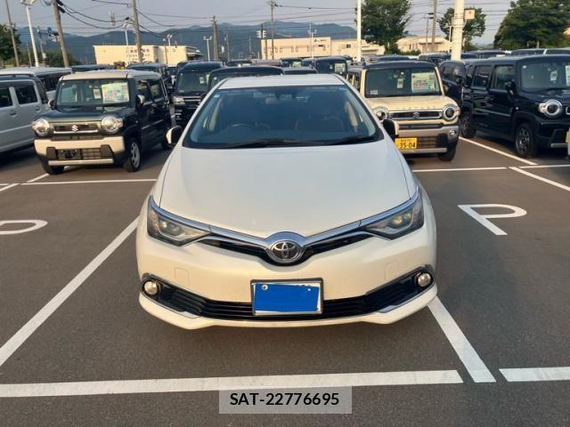 Toyota AURIS 2015-05 7391428-1