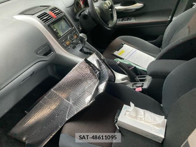 Toyota AURIS 2012-02 7499632-14