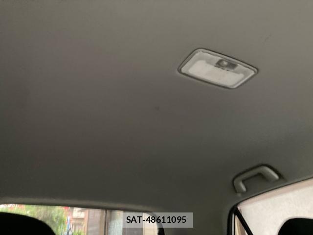Toyota AURIS 2012-02 7499632-23