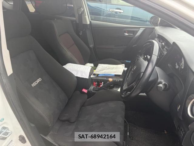 Toyota AURIS 2013-12 7508157-14