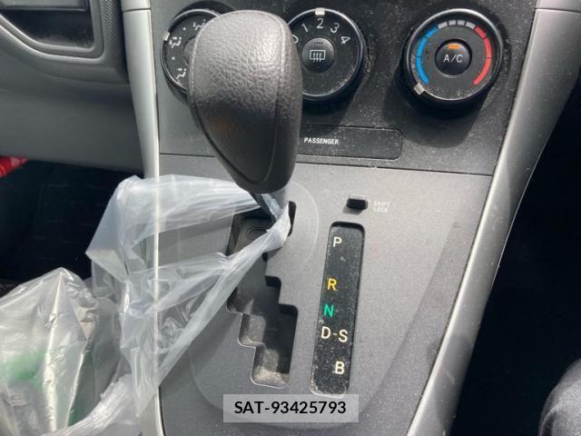 Toyota AURIS 2011-02 7615136-14