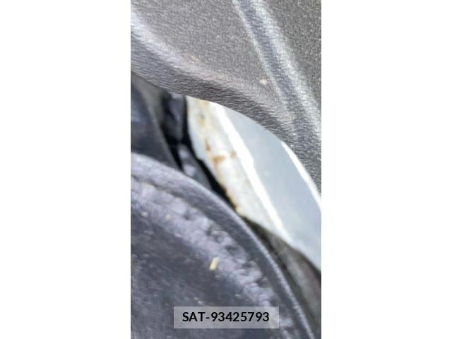 Toyota AURIS 2011-02 7615136-21