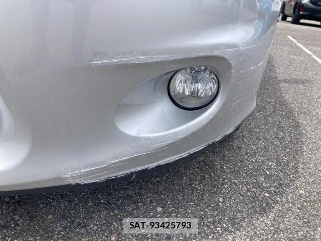Toyota AURIS 2011-02 7615136-2