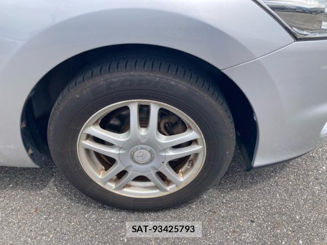 Toyota AURIS 2011-02 7615136-3