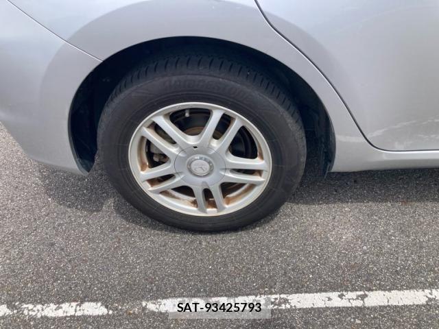 Toyota AURIS 2011-02 7615136-4