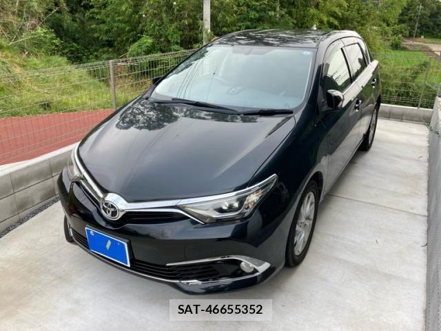 Toyota AURIS 2016-03 7615134-0