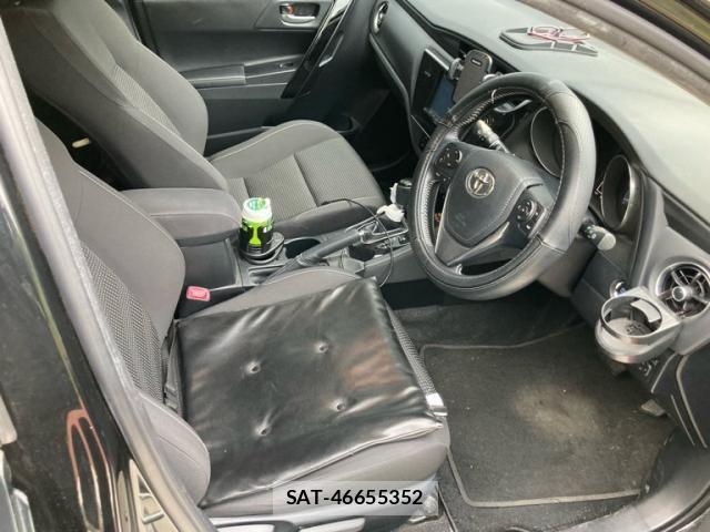 Toyota AURIS 2016-03 7615134-17