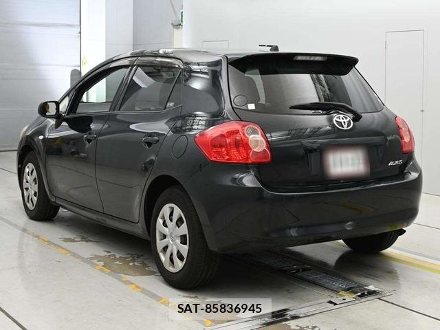 Toyota AURIS 2008-10 7634470-2