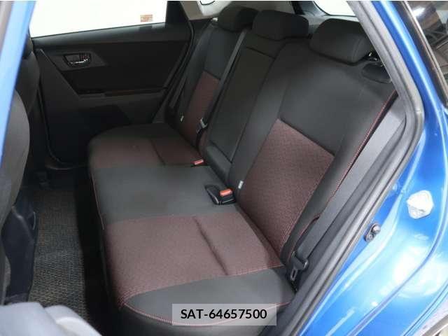 Toyota AURIS 2013-05 7721118-12