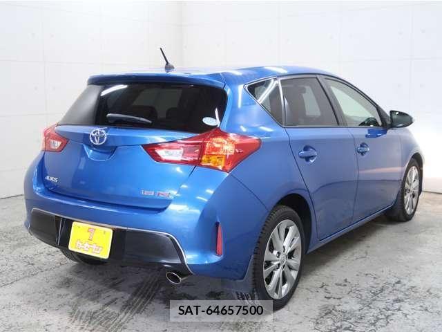Toyota AURIS 2013-05 7721118-19