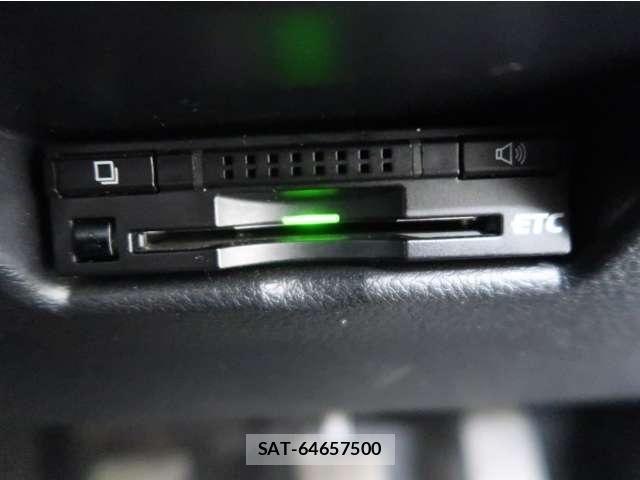 Toyota AURIS 2013-05 7721118-27