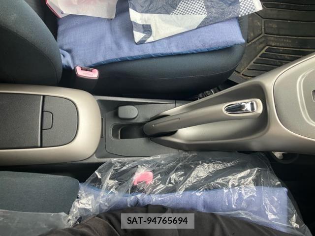 Toyota AURIS 2008-08 7721132-22