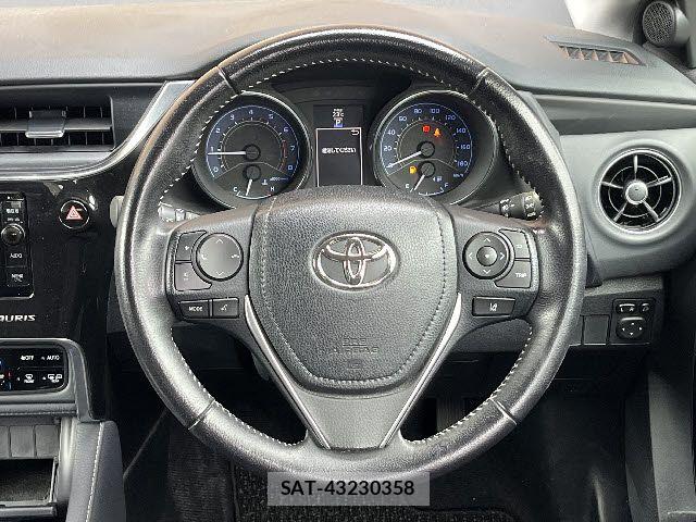 Toyota AURIS 2016-07 7721117-13