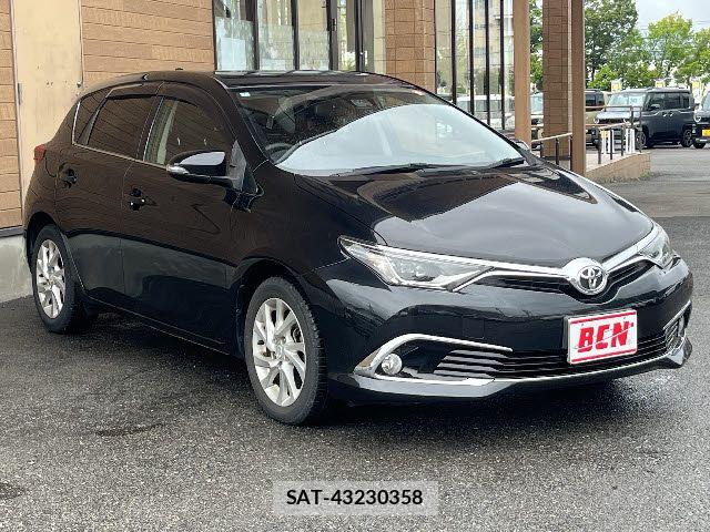 Toyota AURIS 2016-07 7721117-6