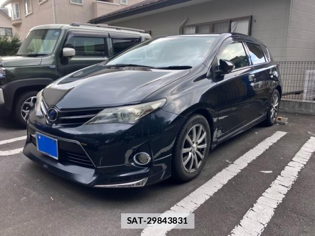 Toyota AURIS 2012-12 7782811-2