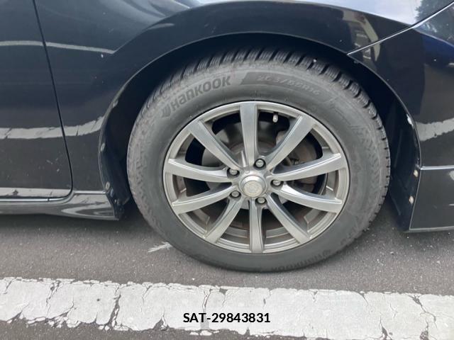 Toyota AURIS 2012-12 7782811-6